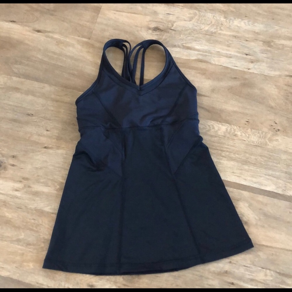 LULULEMON | Black Strappy Built-In Bra Tank